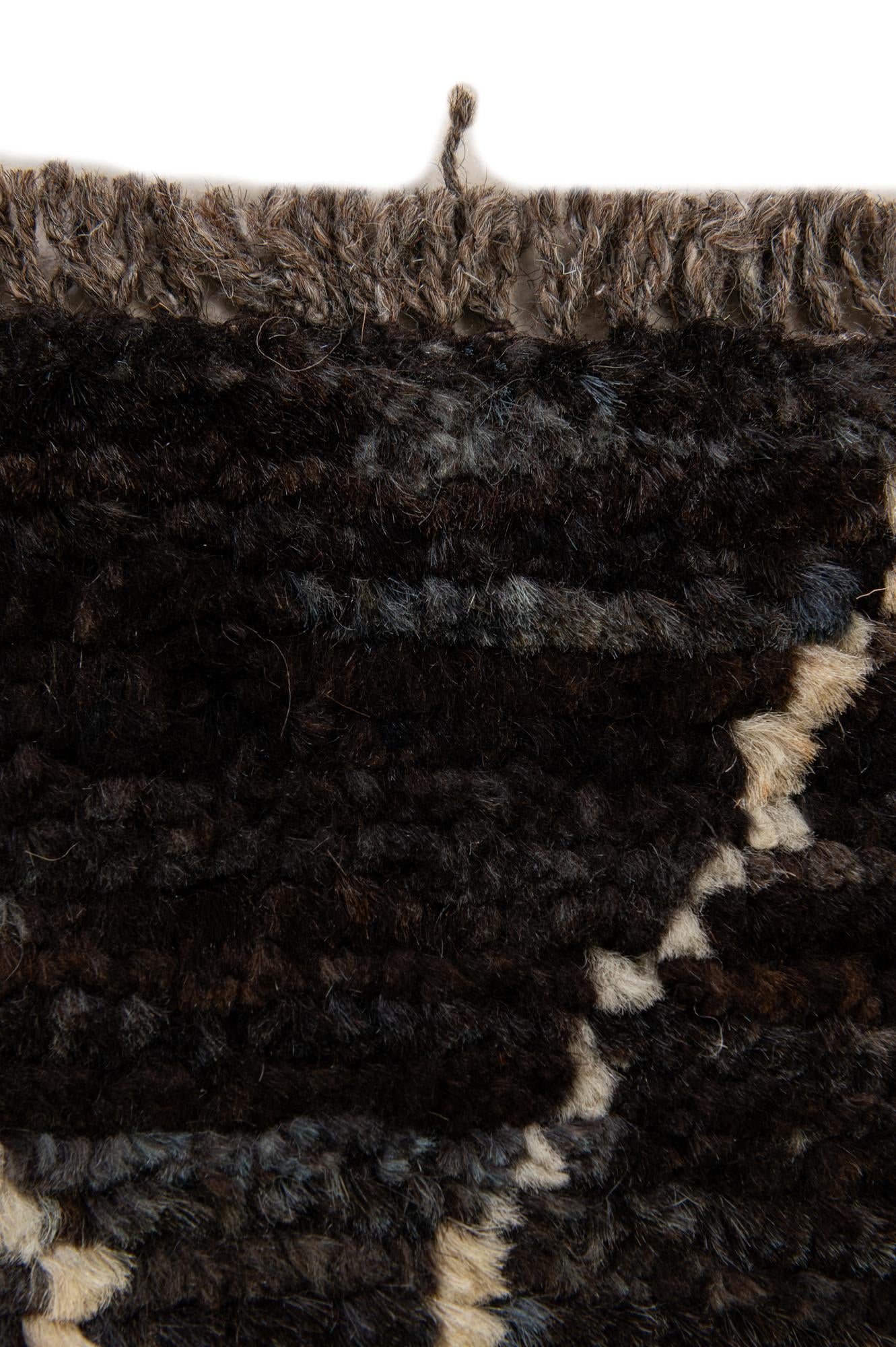 5' 2 x 7' 7 Hand Knotted Moroccan Wool Rug