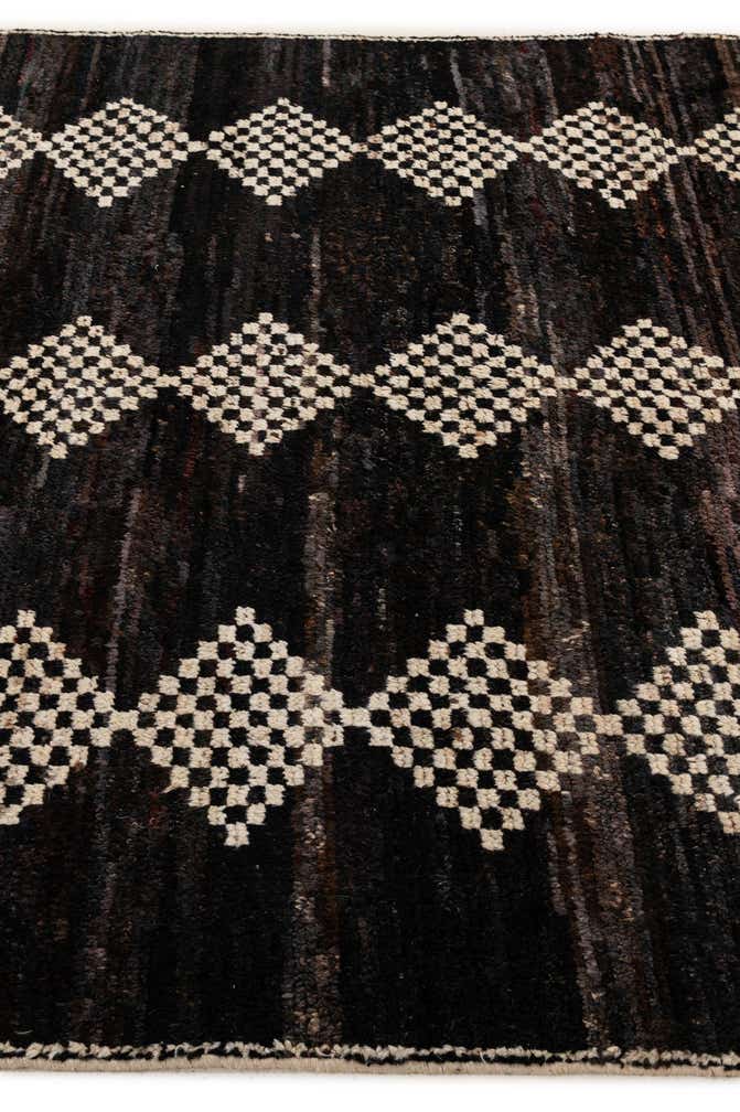 5' 11 x 7' 11 Hand Knotted Moroccan Wool Rug