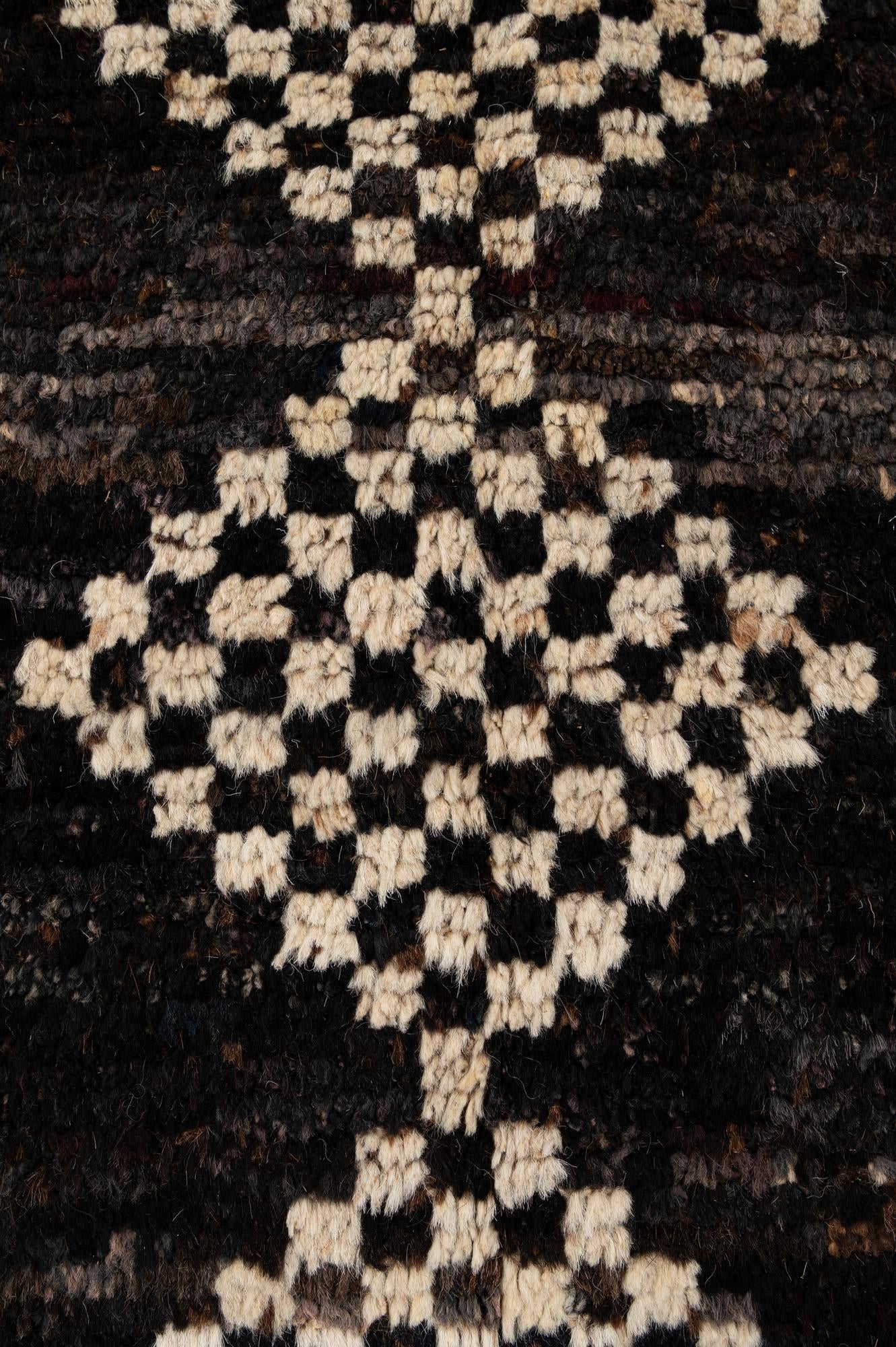 5' 11 x 7' 11 Hand Knotted Moroccan Wool Rug