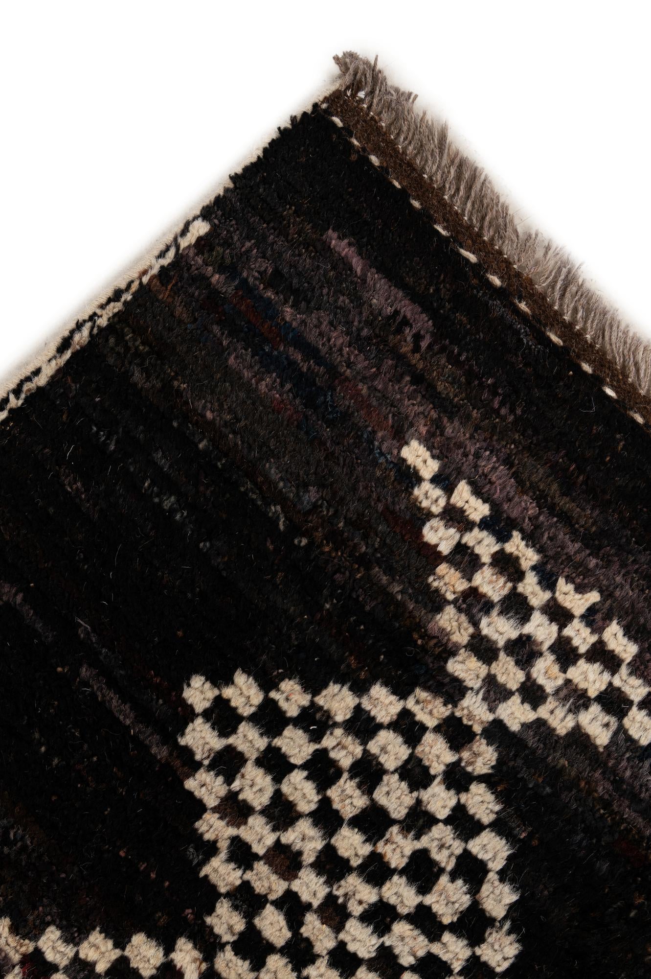 5' 11 x 7' 11 Hand Knotted Moroccan Wool Rug