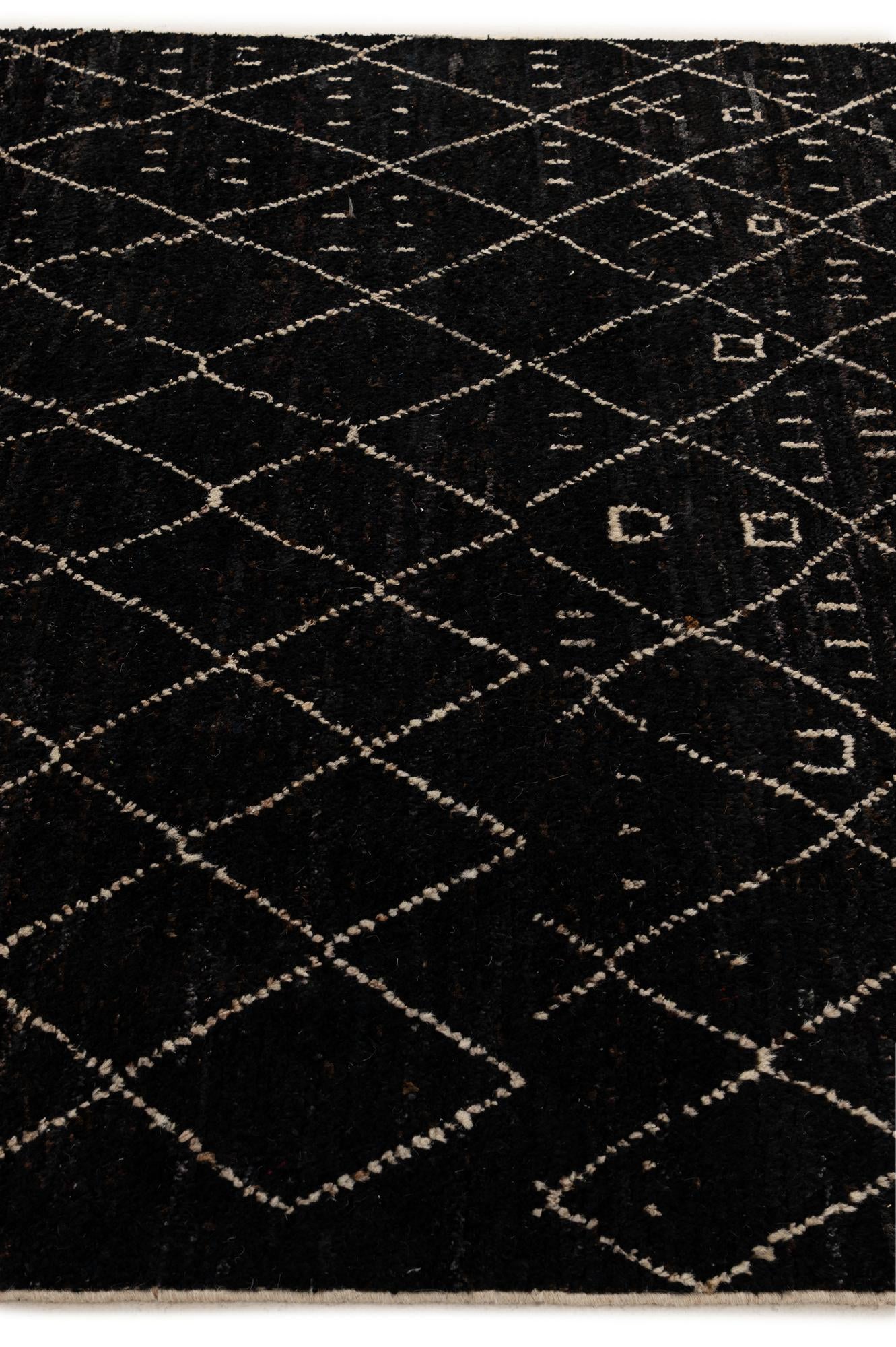 6' 8 x 9' 7 Hand Knotted Moroccan Wool Rug
