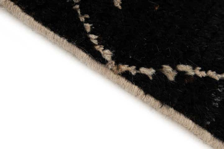 6' 8 x 9' 7 Hand Knotted Moroccan Wool Rug