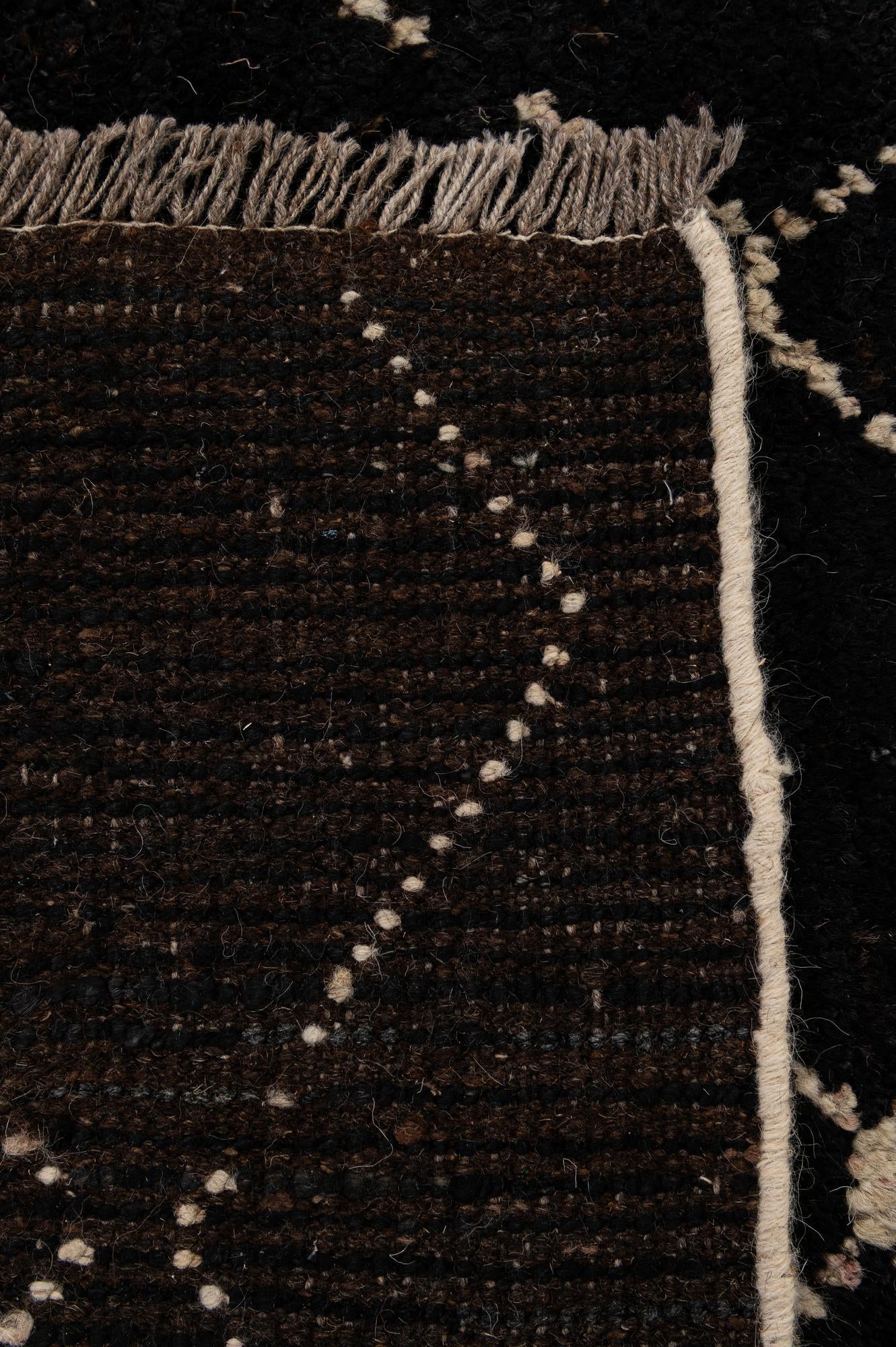 6' 8 x 9' 7 Hand Knotted Moroccan Wool Rug
