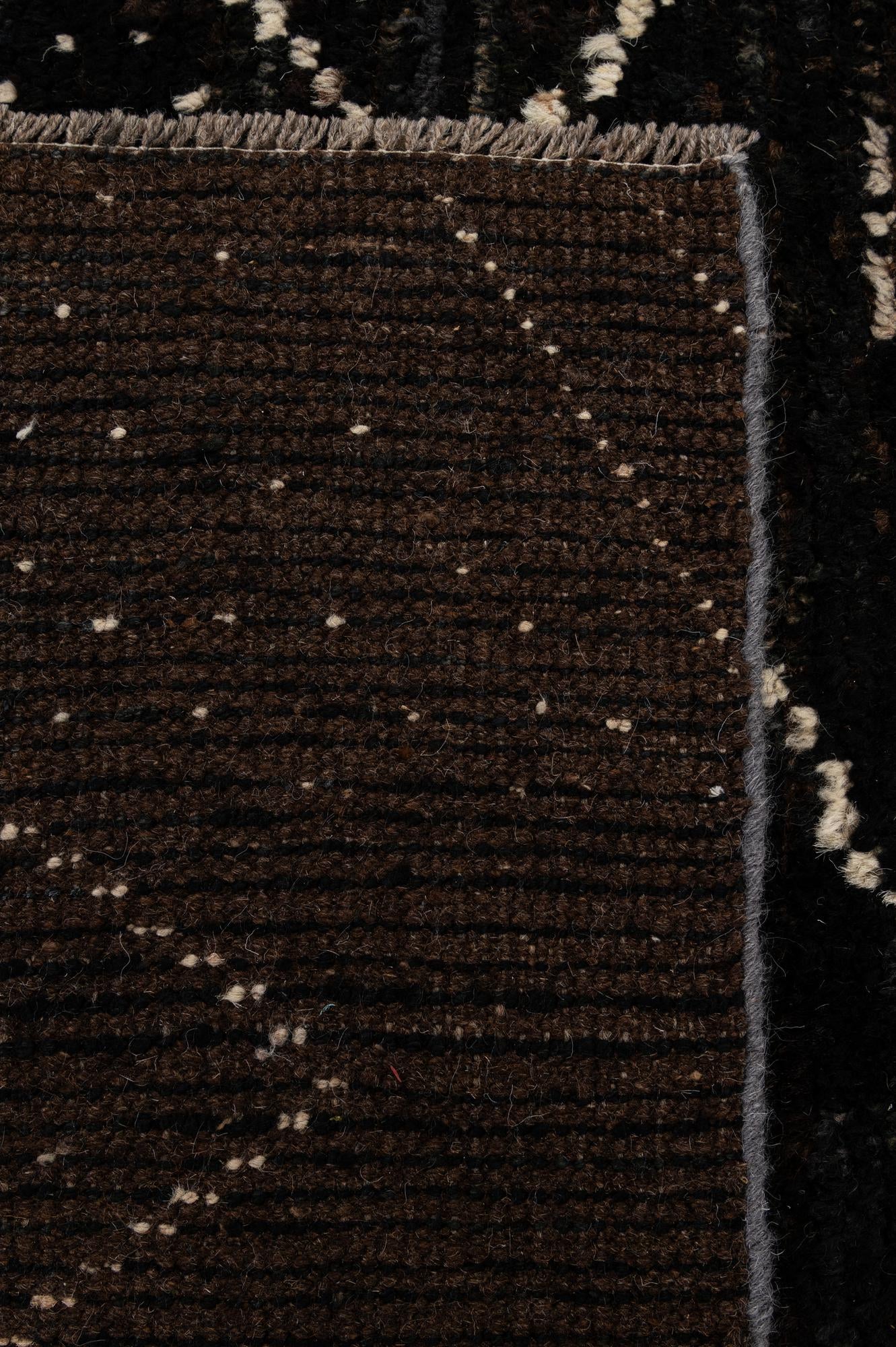 6' 9 x 9' 3 Hand Knotted Moroccan Wool Rug