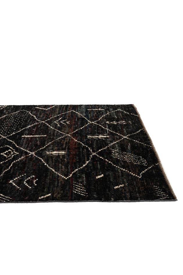 Detail image of 6' 9 x 9' 3 Hand Knotted Moroccan Wool Rug