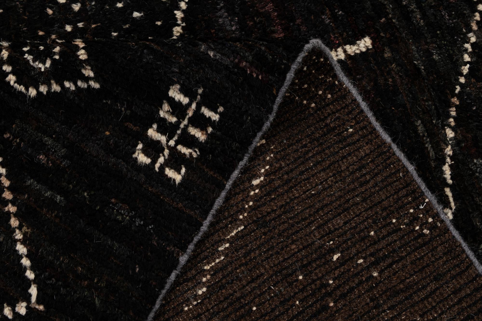 6' 9 x 9' 3 Hand Knotted Moroccan Wool Rug