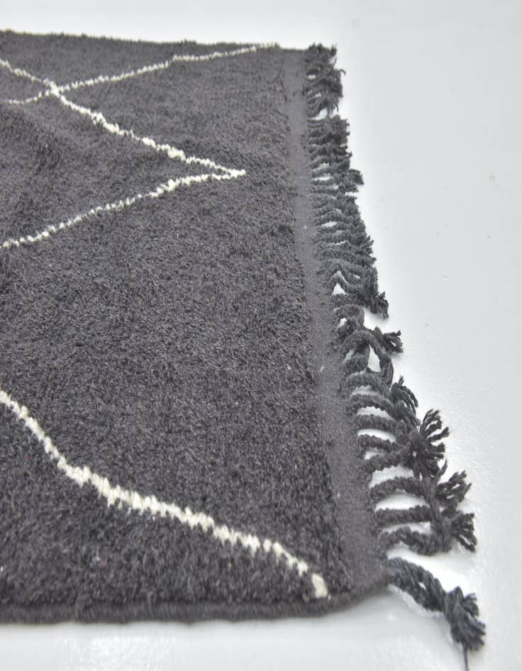 Detail image of 5' x 7' 10  Hand Knotted Moroccan Wool Rug