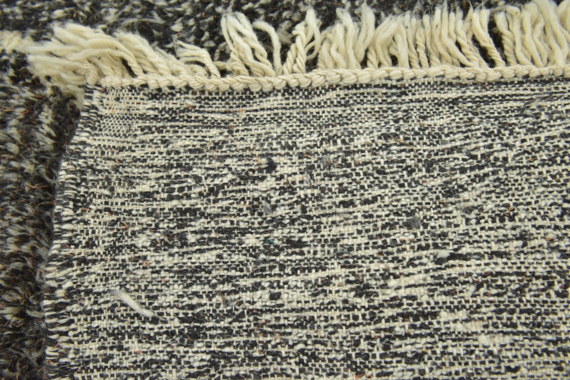 6' 8 x 9' Hand Knotted Moroccan Wool Rug