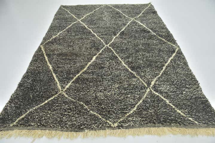 6' 8 x 9' Hand Knotted Moroccan Wool Rug