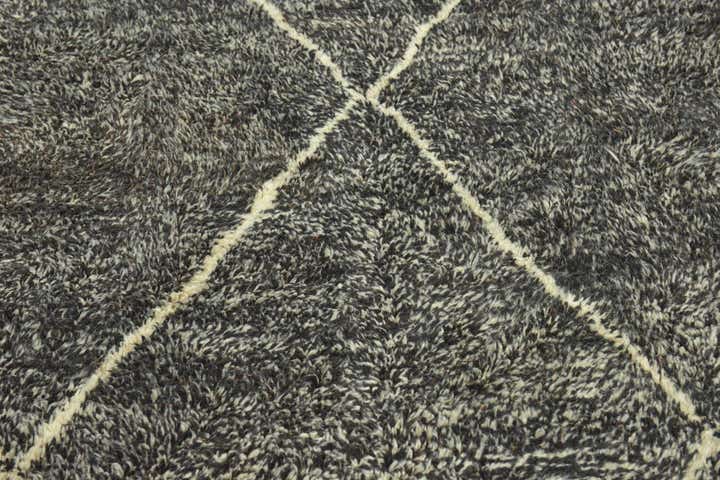 6' 8 x 9' Hand Knotted Moroccan Wool Rug