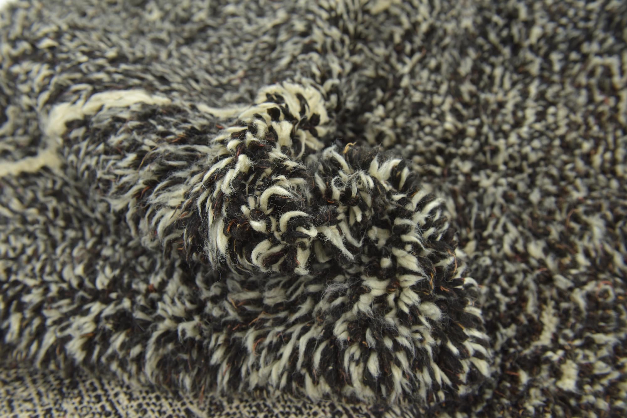 6' 8 x 9' Hand Knotted Moroccan Wool Rug