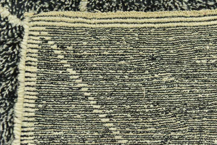 5' 6 x 7' 7 Hand Knotted Moroccan Wool Rug