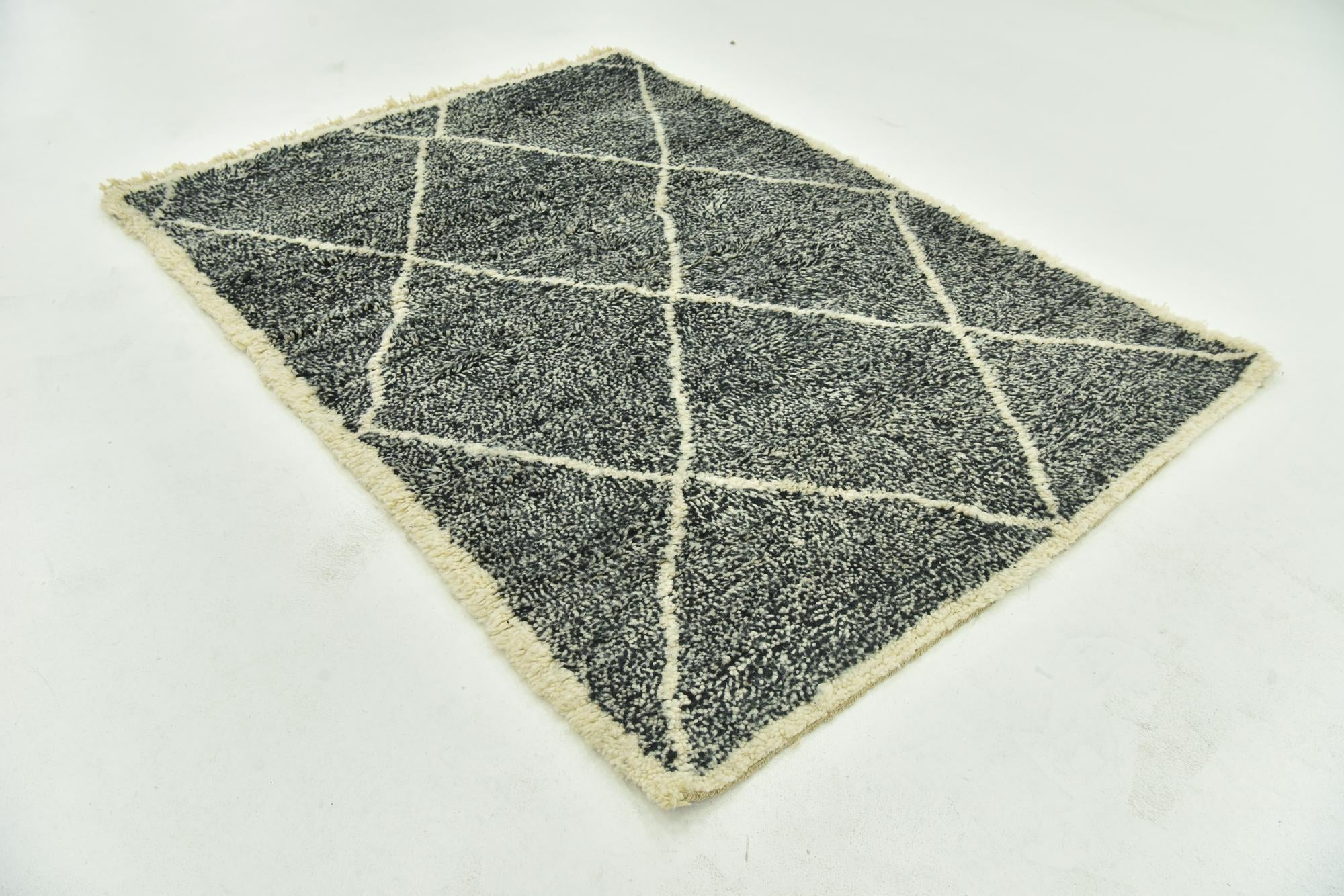5' 6 x 7' 7 Hand Knotted Moroccan Wool Rug