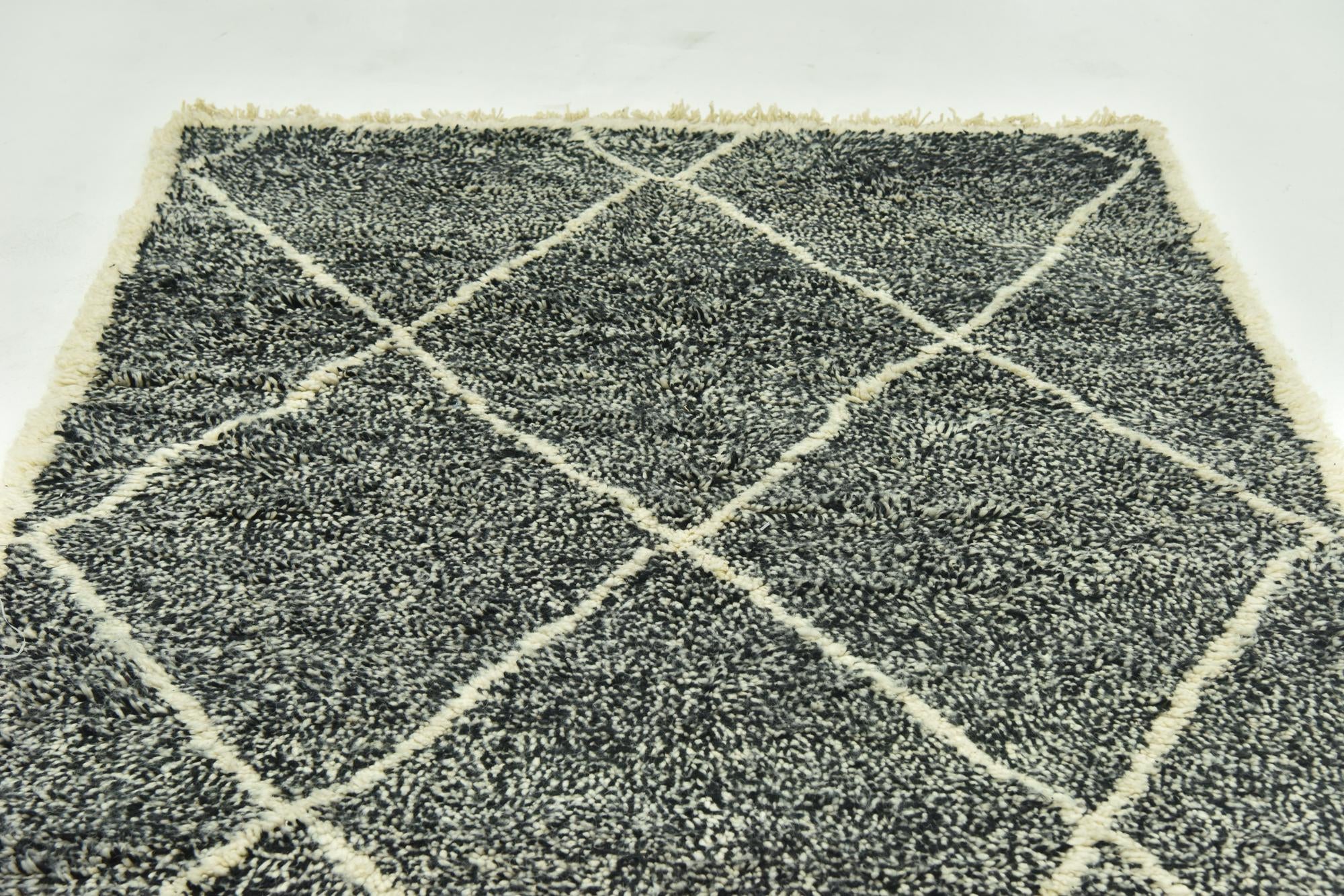 5' 6 x 7' 7 Hand Knotted Moroccan Wool Rug