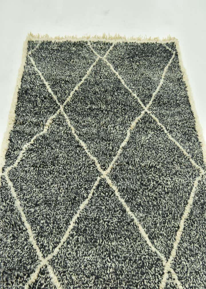 5' 6 x 7' 7 Hand Knotted Moroccan Wool Rug