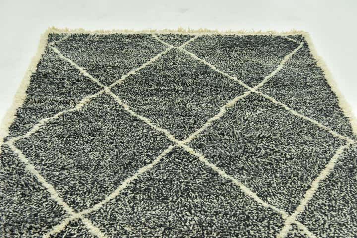 5' 6 x 7' 7 Hand Knotted Moroccan Wool Rug