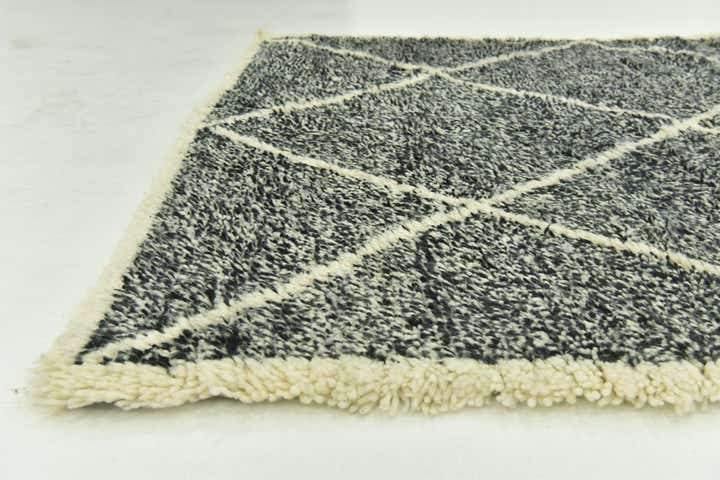 5' 6 x 7' 7 Hand Knotted Moroccan Wool Rug