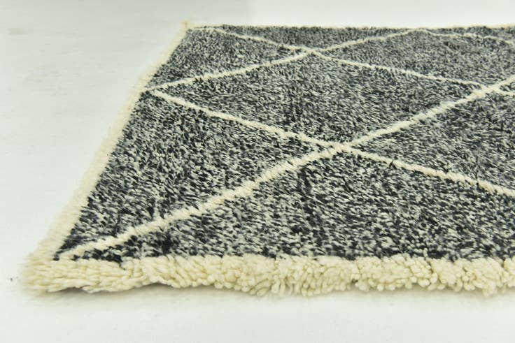 Detail image of 5' 6 x 7' 7 Hand Knotted Moroccan Wool Rug