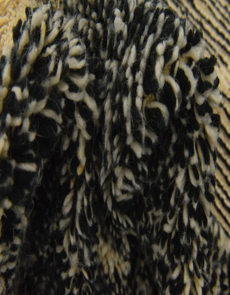 Detail image of 6' 7 x 9' 6  Hand Knotted Moroccan Wool Rug