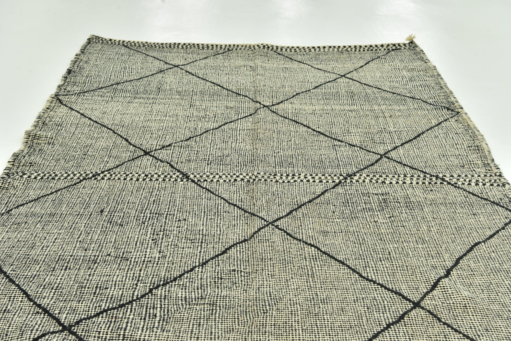 6' 8 x 10' Hand Knotted Moroccan Wool Rug