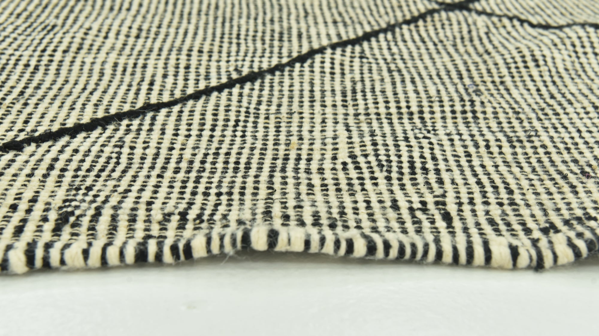 6' 8 x 10' Hand Knotted Moroccan Wool Rug