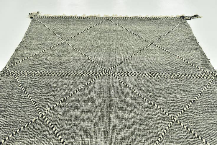 Detail image of 6' 5 x 10' Hand Knotted Moroccan Wool Rug