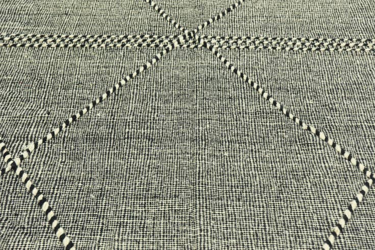Detail image of 6' 5 x 10' Hand Knotted Moroccan Wool Rug
