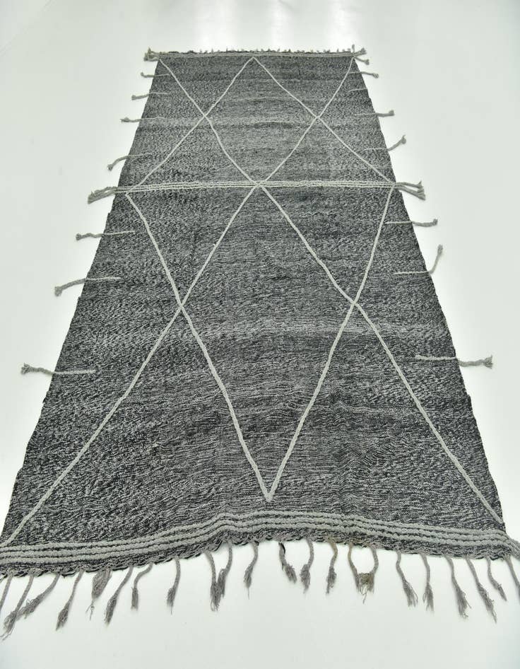 Detail image of 7' 2 x 11' 10  Hand Knotted Moroccan Wool Rug