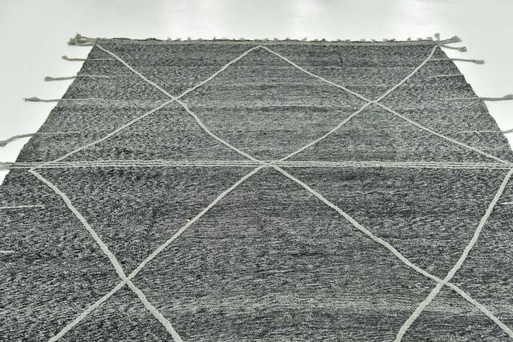 Detail image of 7' 2 x 11' 10 Hand Knotted Moroccan Wool Rug