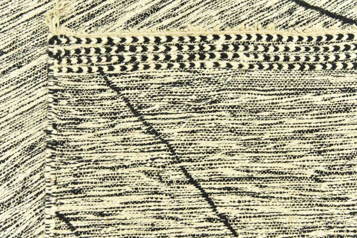 9' 1 x 13' 3 Hand Knotted Moroccan Wool Rug