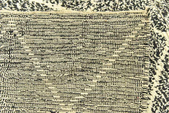 6' 5 x 10' Hand Knotted Moroccan Wool Rug
