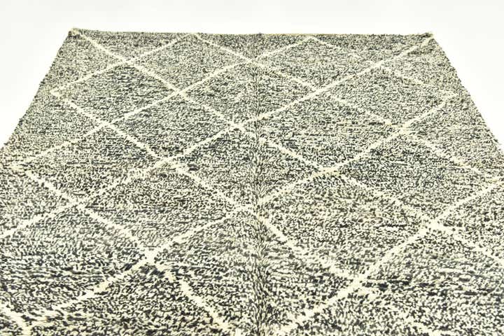 6' 5 x 10' Hand Knotted Moroccan Wool Rug