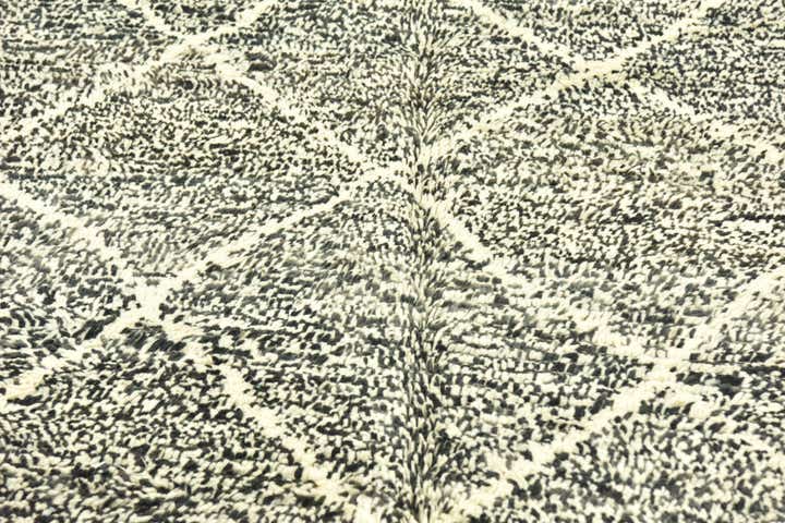 6' 5 x 10' Hand Knotted Moroccan Wool Rug