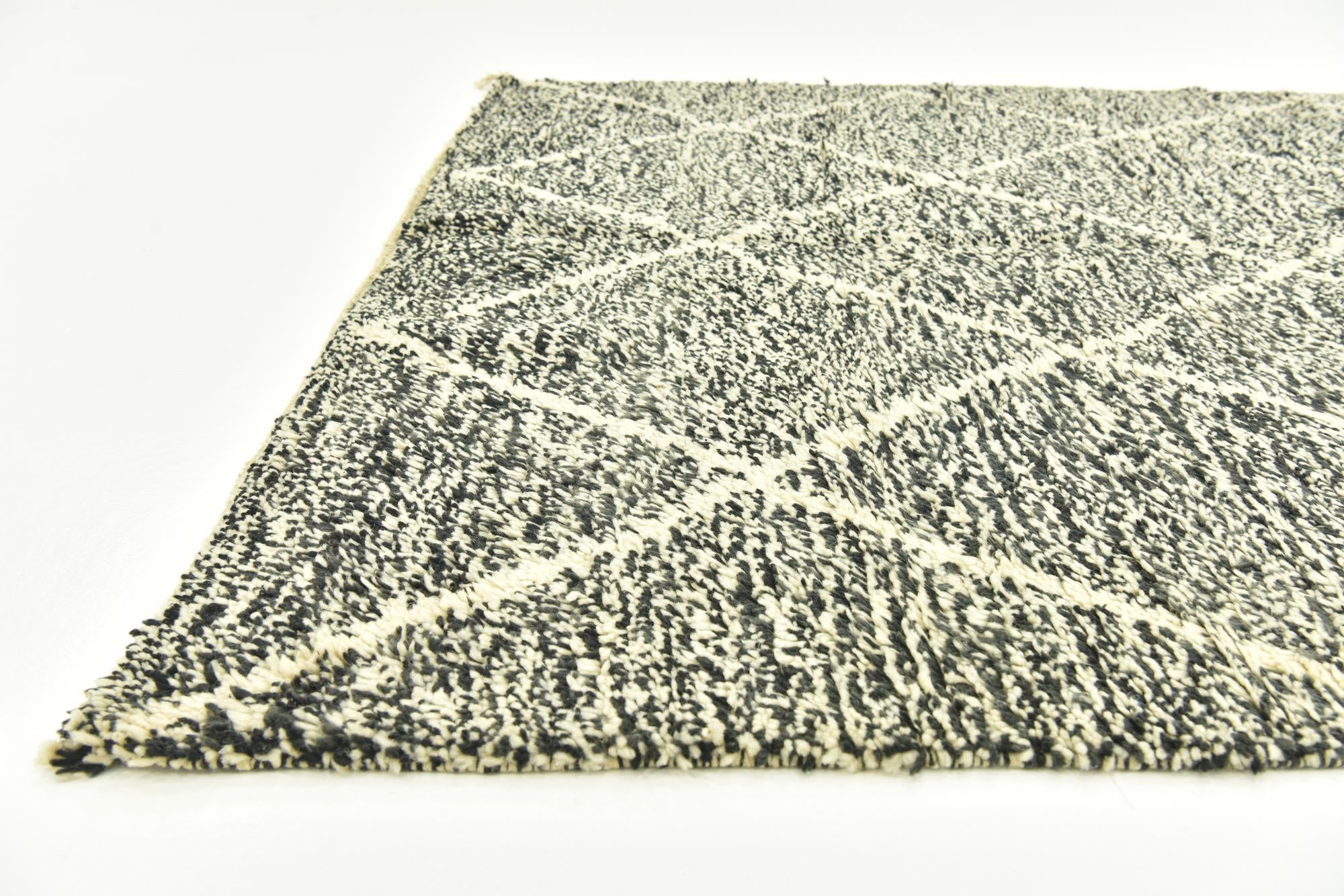 6' 5 x 10' Hand Knotted Moroccan Wool Rug