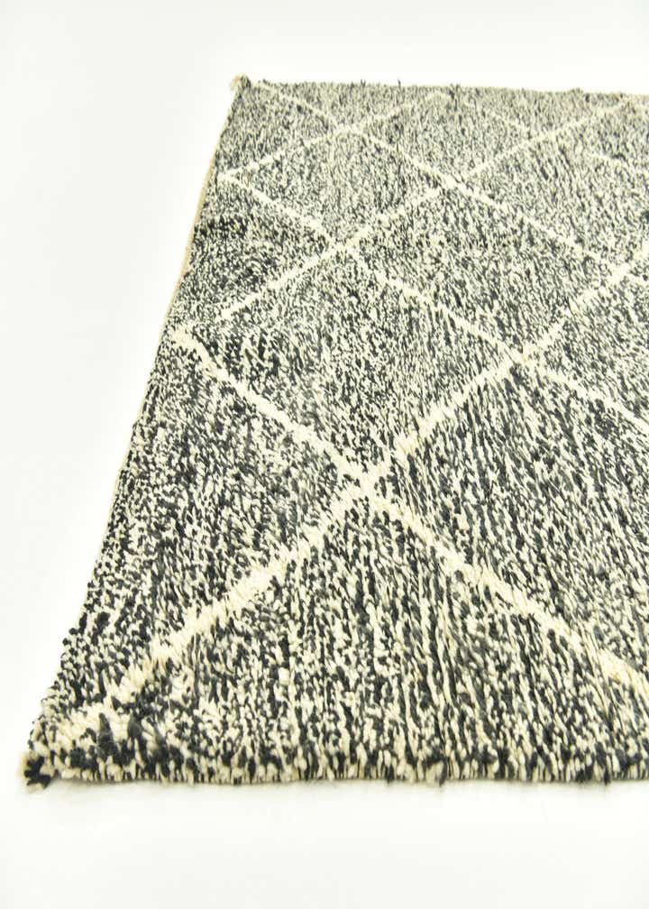 6' 5 x 10' Hand Knotted Moroccan Wool Rug