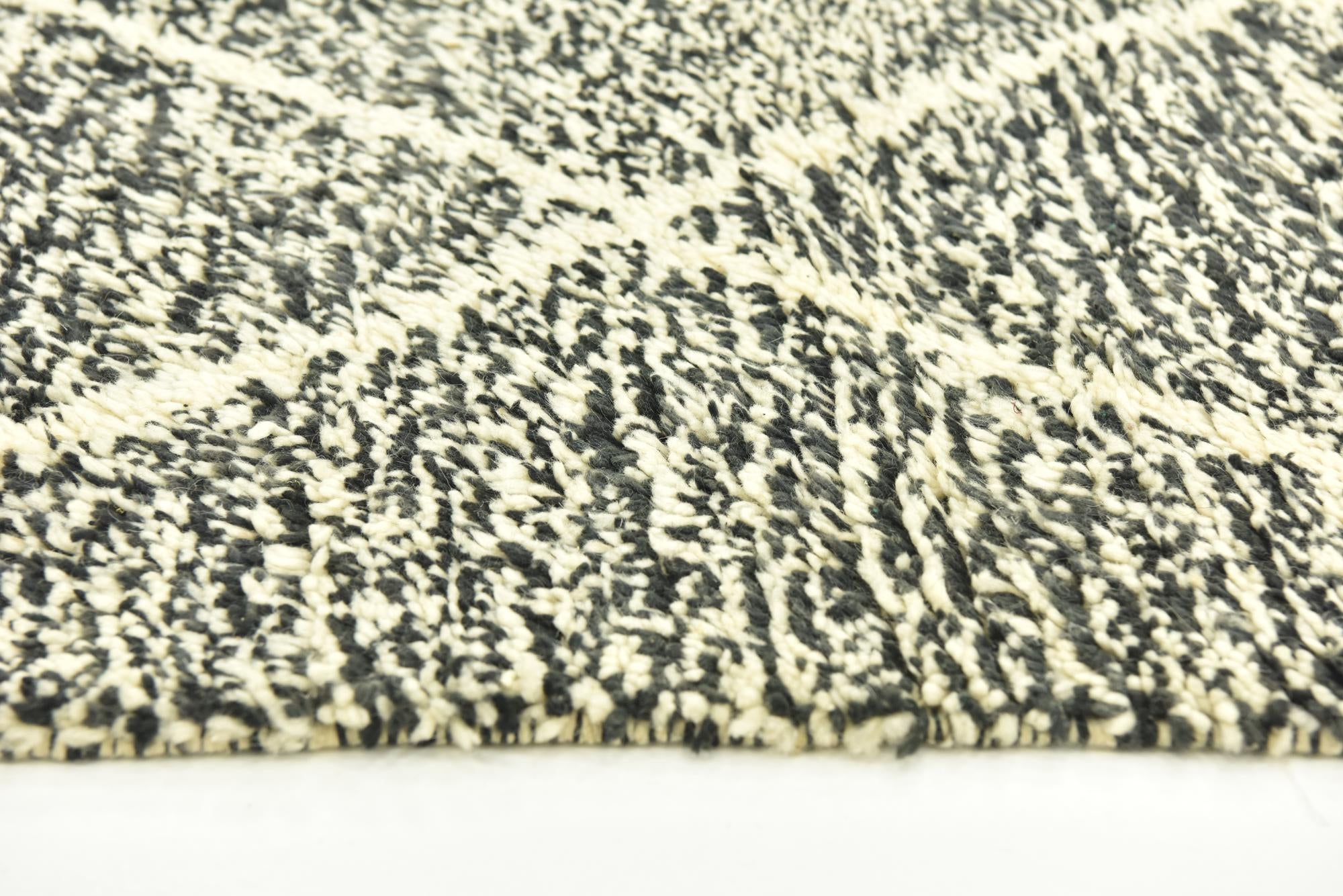 6' 5 x 10' Hand Knotted Moroccan Wool Rug
