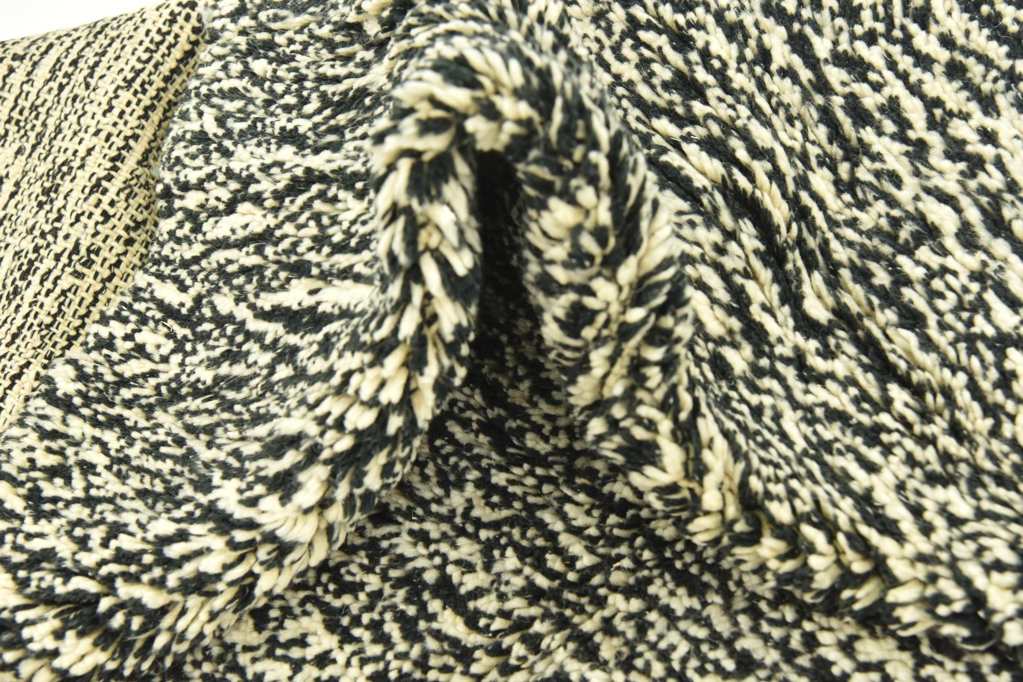 6' 7 x 9' 5 Hand Knotted Moroccan Wool Rug