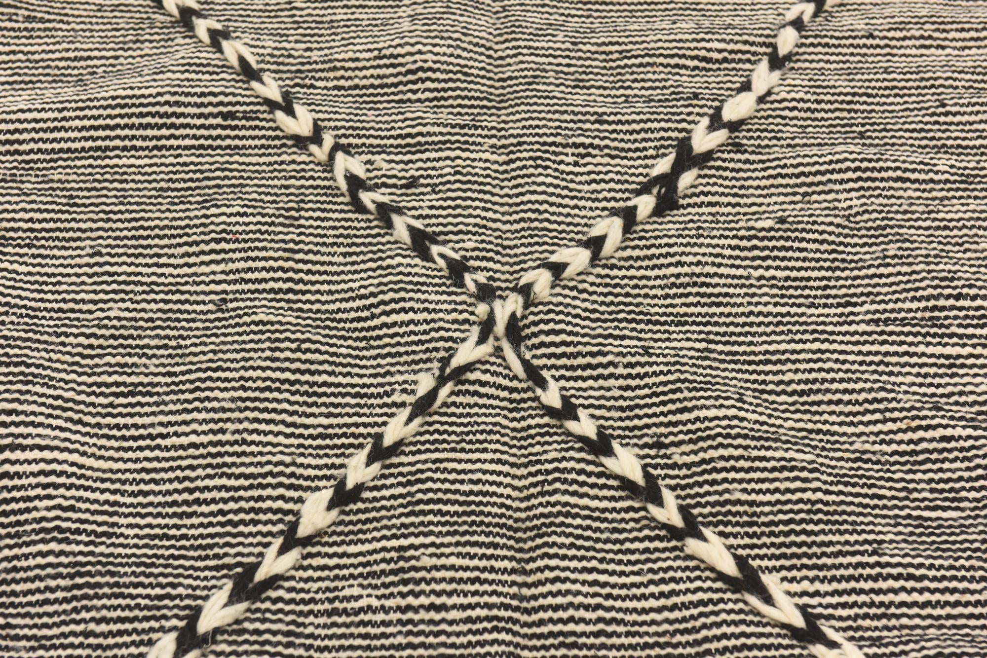 7' 6 x 10' 1 Hand Knotted Moroccan Wool Rug