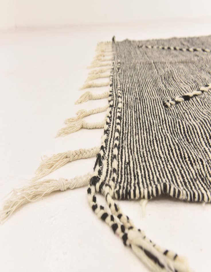 Detail image of 7' 6 x 10' 1  Hand Knotted Moroccan Wool Rug