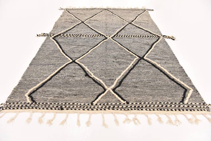 Detail image of 6' x 9' 10 Hand Knotted Moroccan Wool Rug
