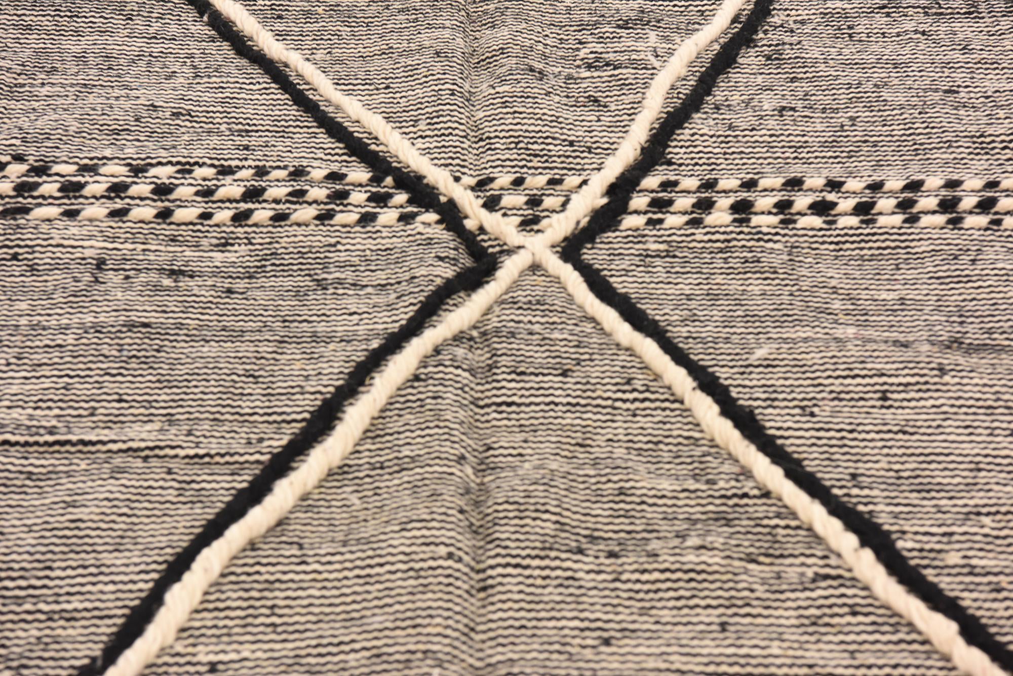 6' x 9' 10 Hand Knotted Moroccan Wool Rug