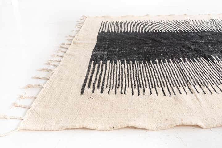 6' 9 x 10' 6 Hand Knotted Moroccan Wool Rug