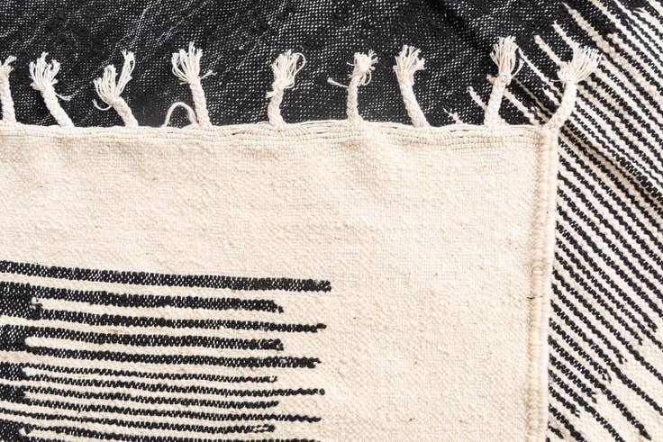 Detail image of 6' 9 x 10' 6 Hand Knotted Moroccan Wool Rug