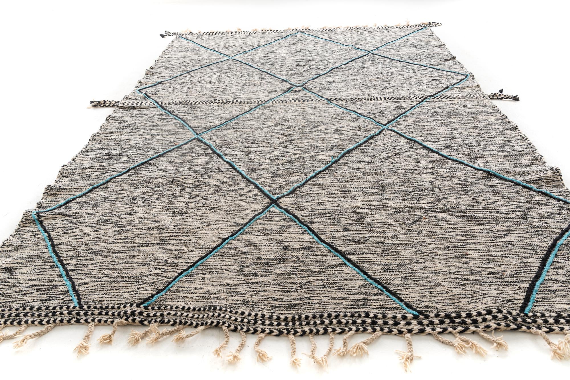 9' 2 x 14' Hand Knotted Moroccan Wool Rug