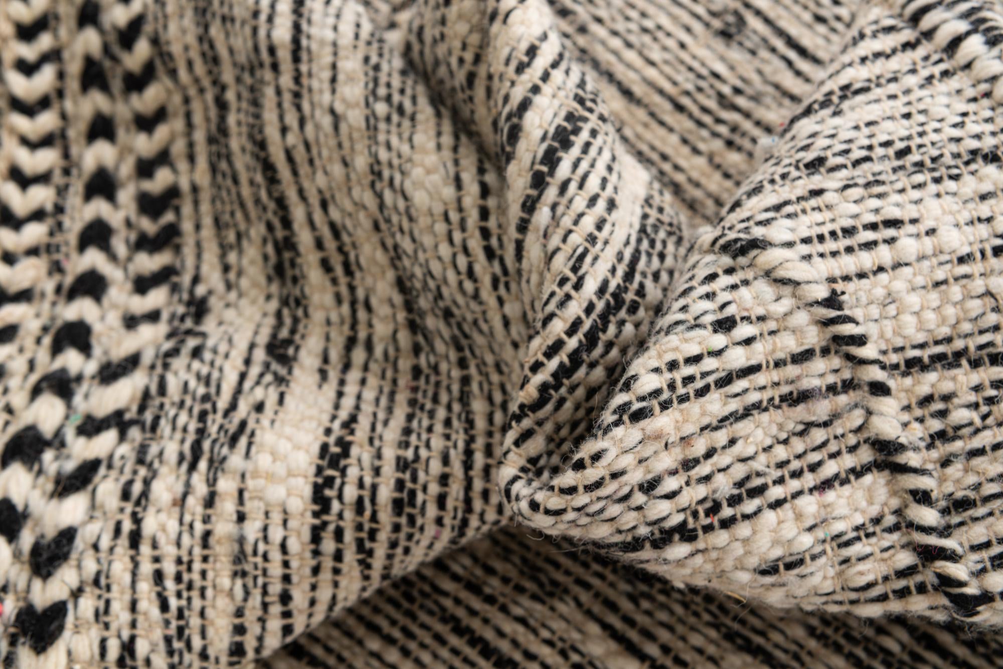 9' 6 x 12' 9 Hand Knotted Moroccan Wool Rug
