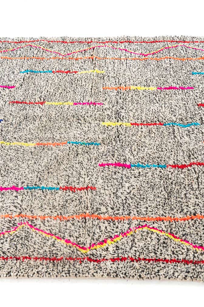5' x 6' 7 Hand Knotted Moroccan Wool Rug