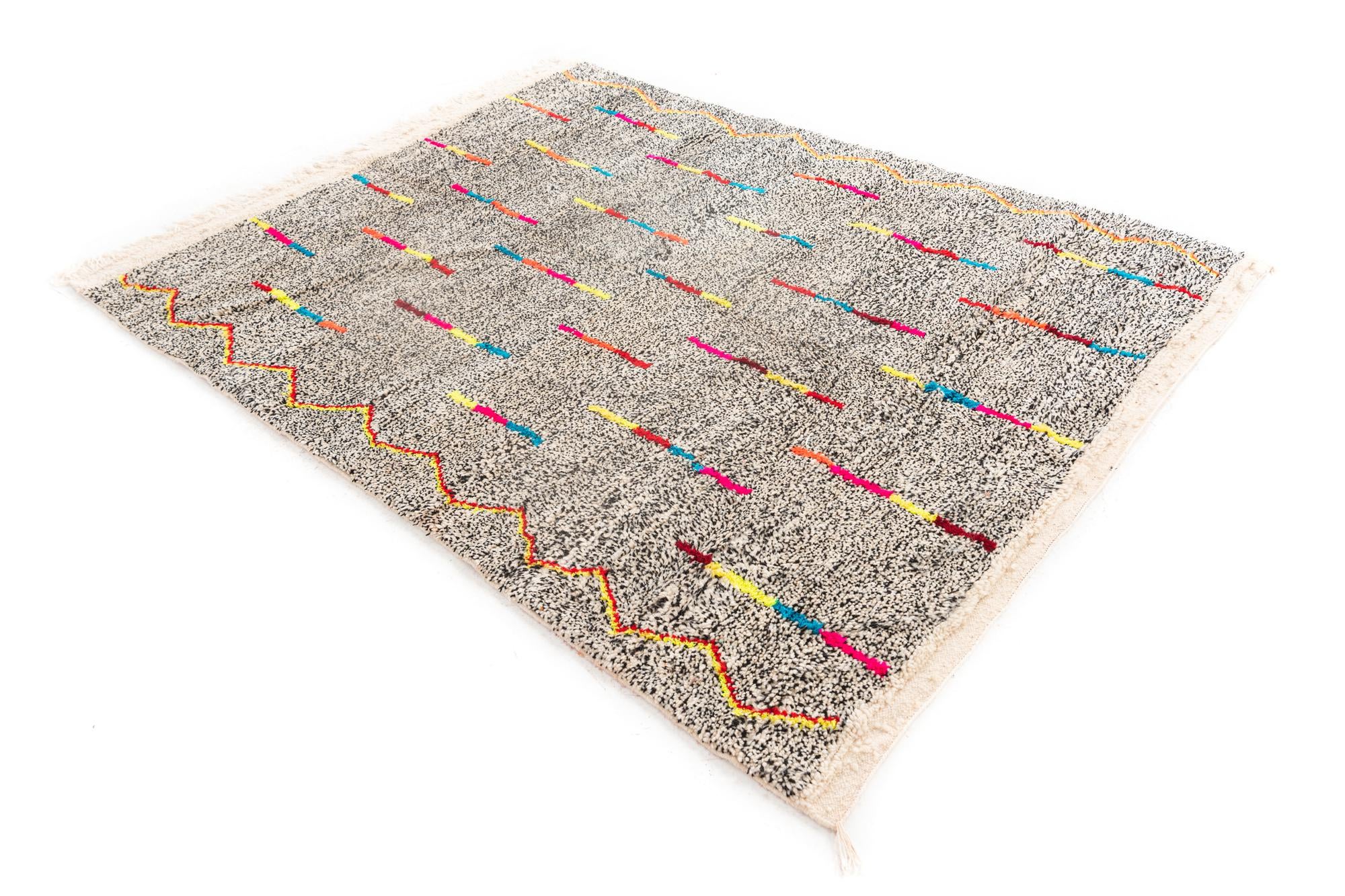 5' x 6' 6 Hand Knotted Moroccan Wool Rug