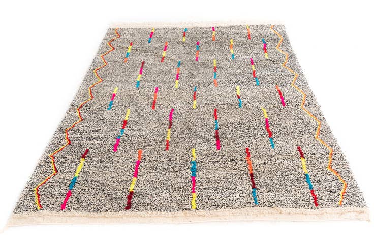 Detail image of 5' x 6' 6 Hand Knotted Moroccan Wool Rug