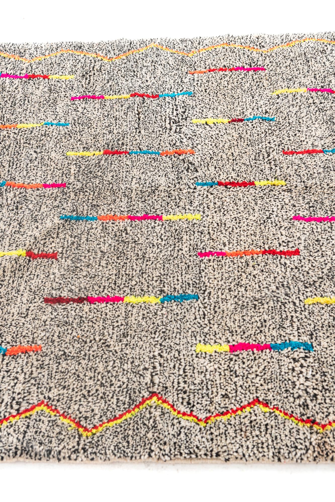 5' x 6' 6 Hand Knotted Moroccan Wool Rug