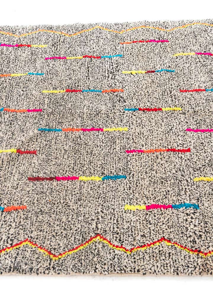 5' x 6' 6 Hand Knotted Moroccan Wool Rug